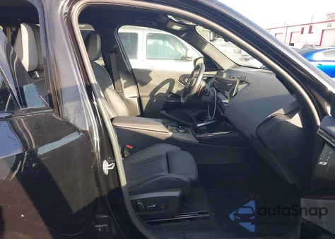 2025 BMW X3 M50 xDrive из США, поврежденный, VIN 5UX73GP02S9Y37141